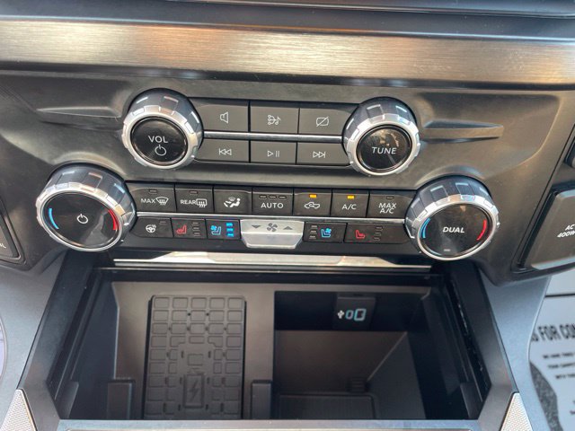 Certified 2024 Ford F350 Lariat w/ Black Appearance Package AWD/4WD image 17