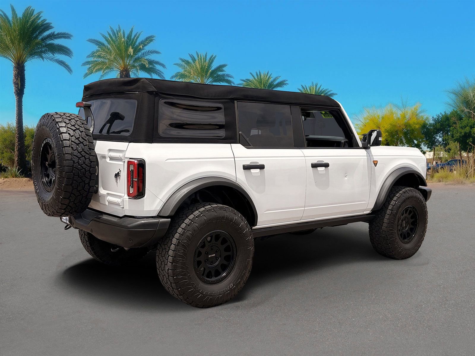 Certified 2023 Ford Bronco Badlands AWD/4WD image 5