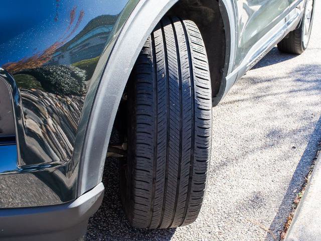 Certified 2023 Ford Explorer XLT w/ Equipment Group 202A image 9