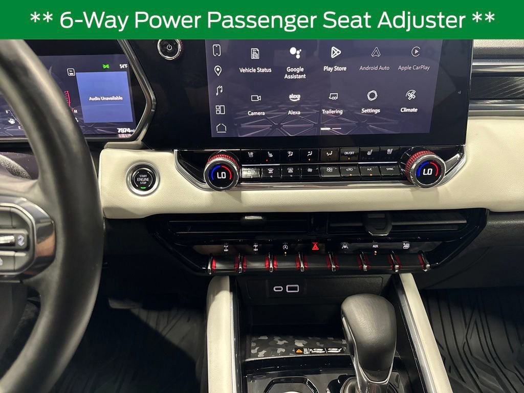 Used 2024 GMC Canyon AT4X image 17