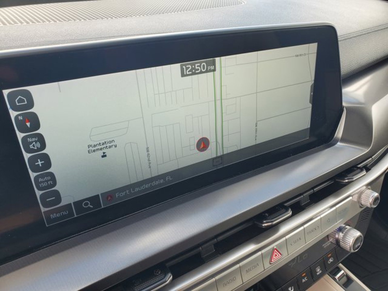 Used 2024 Kia Telluride S w/ S Sunroof Package image 24