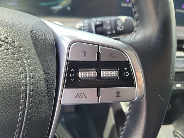 Used 2024 Kia Telluride S w/ S Sunroof Package FWD image 6
