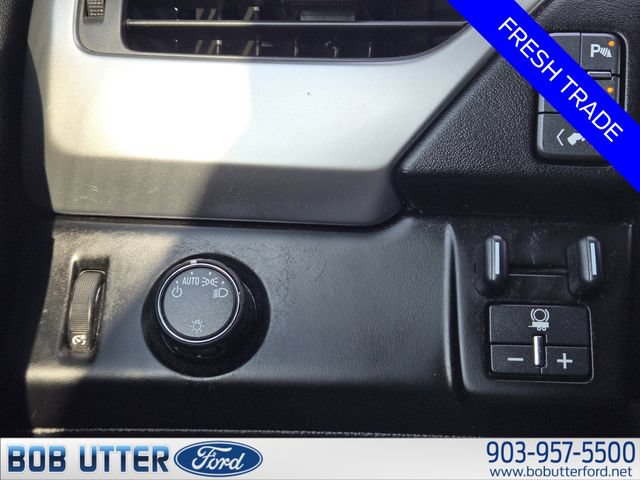 Used 2018 Chevrolet Tahoe LS w/ Enhanced Driver Alert Package RWD image 20