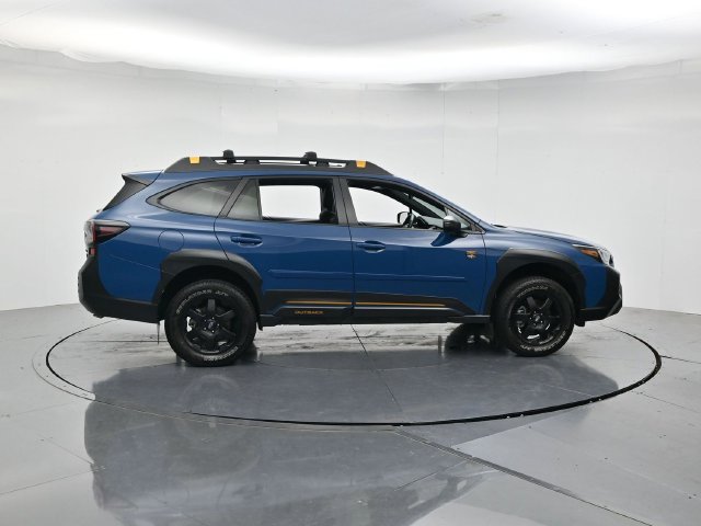 Used 2025 Subaru Outback Wilderness AWD/4WD image 2