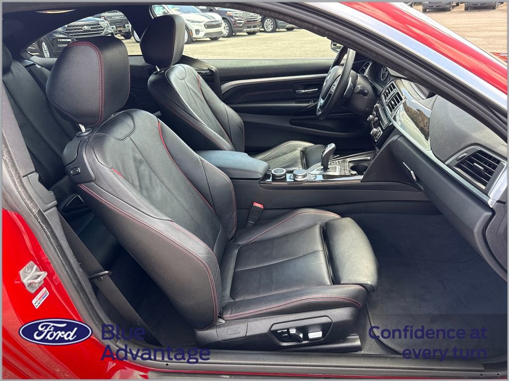 Used 2019 BMW 430i xDrive Coupe w/ Convenience Package AWD/4WD image 4