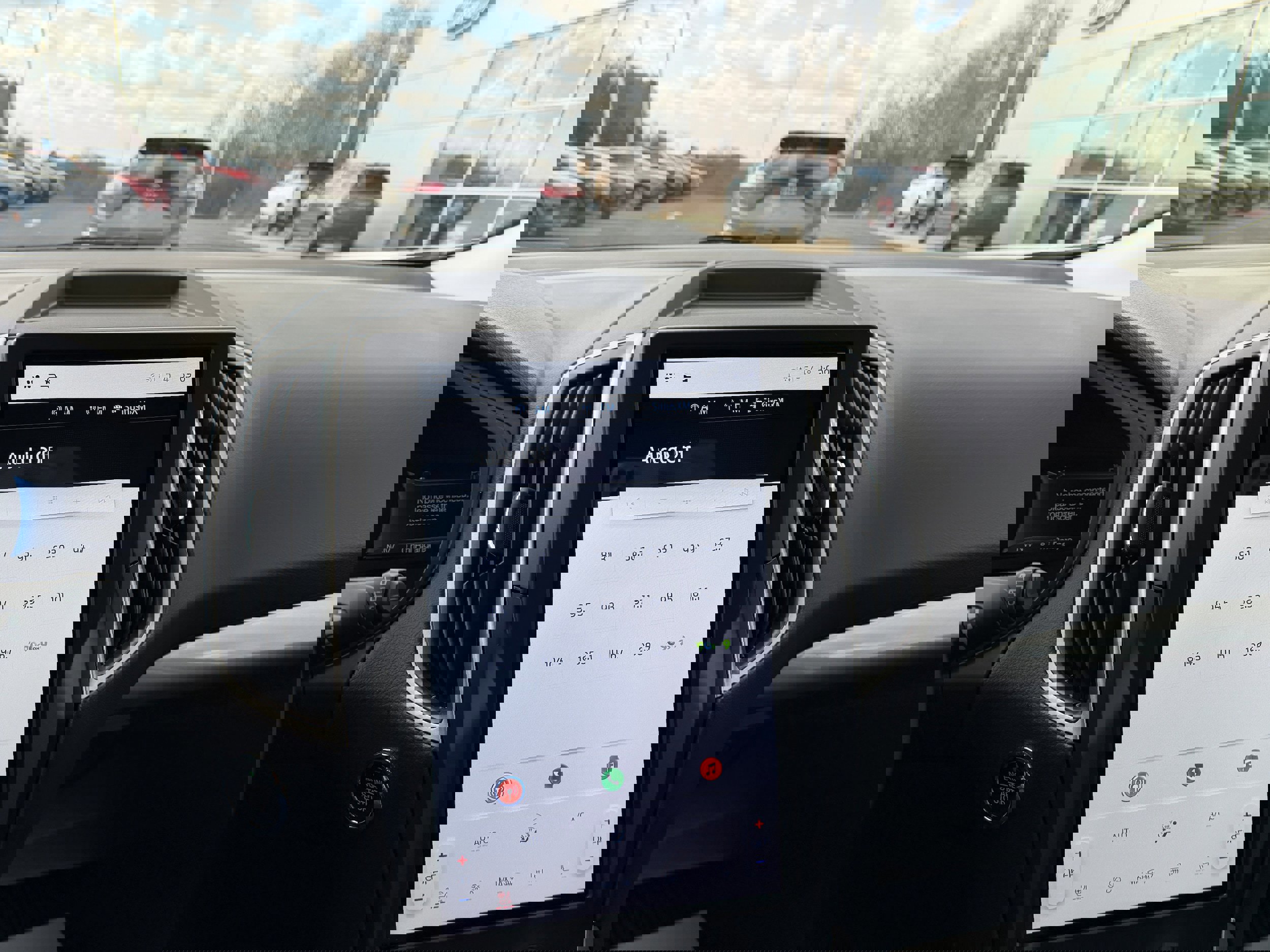 Certified 2024 Ford Edge SEL w/ Convenience Package image 19