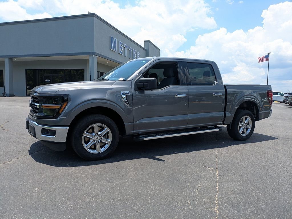 Certified 2024 Ford F150 XLT w/ Tow/Haul Package RWD image 8