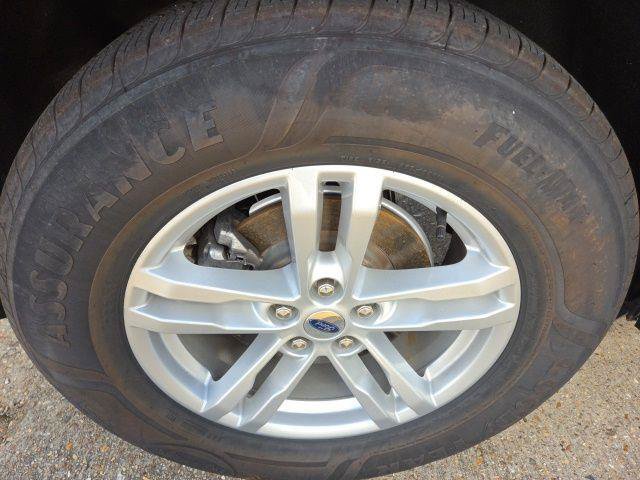 Certified 2022 Ford Explorer XLT RWD image 19
