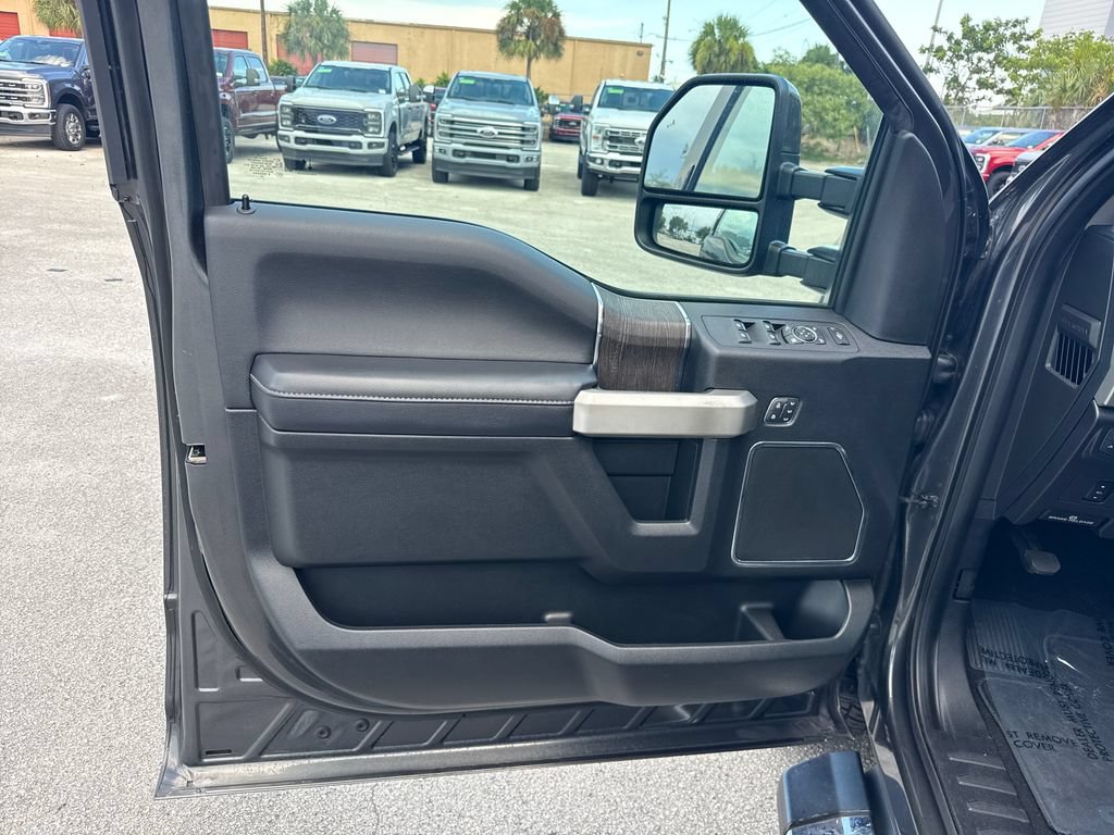 Certified 2020 Ford F250 Lariat w/ Lariat Value Package AWD/4WD image 13
