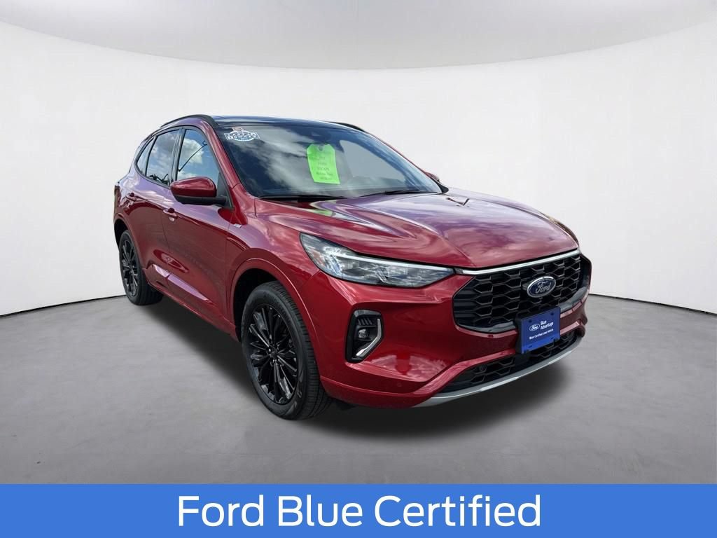 Certified 2023 Ford Escape ST-Line Elite AWD/4WD image 1