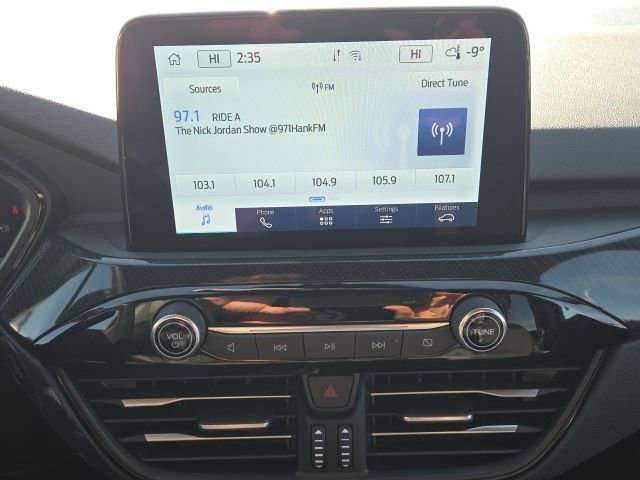 Certified 2024 Ford Escape ST-Line w/ Cold Weather Package image 31