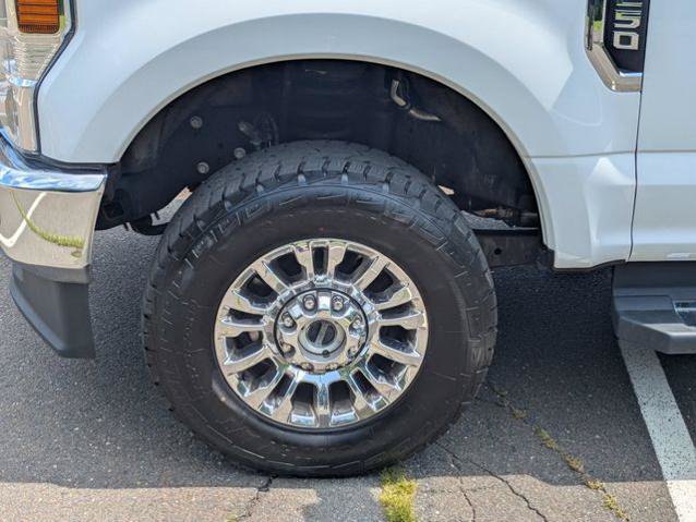 Certified 2022 Ford F250 XLT w/ XLT Premium Package AWD/4WD image 10