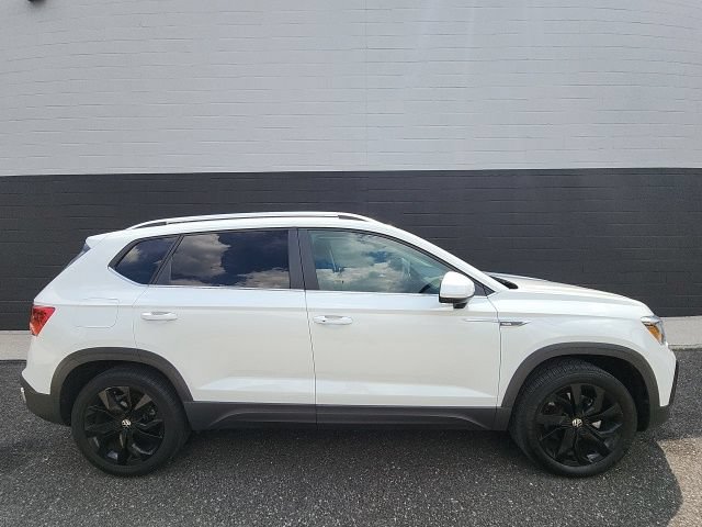 Used 2022 Volkswagen Taos SE AWD/4WD image 7