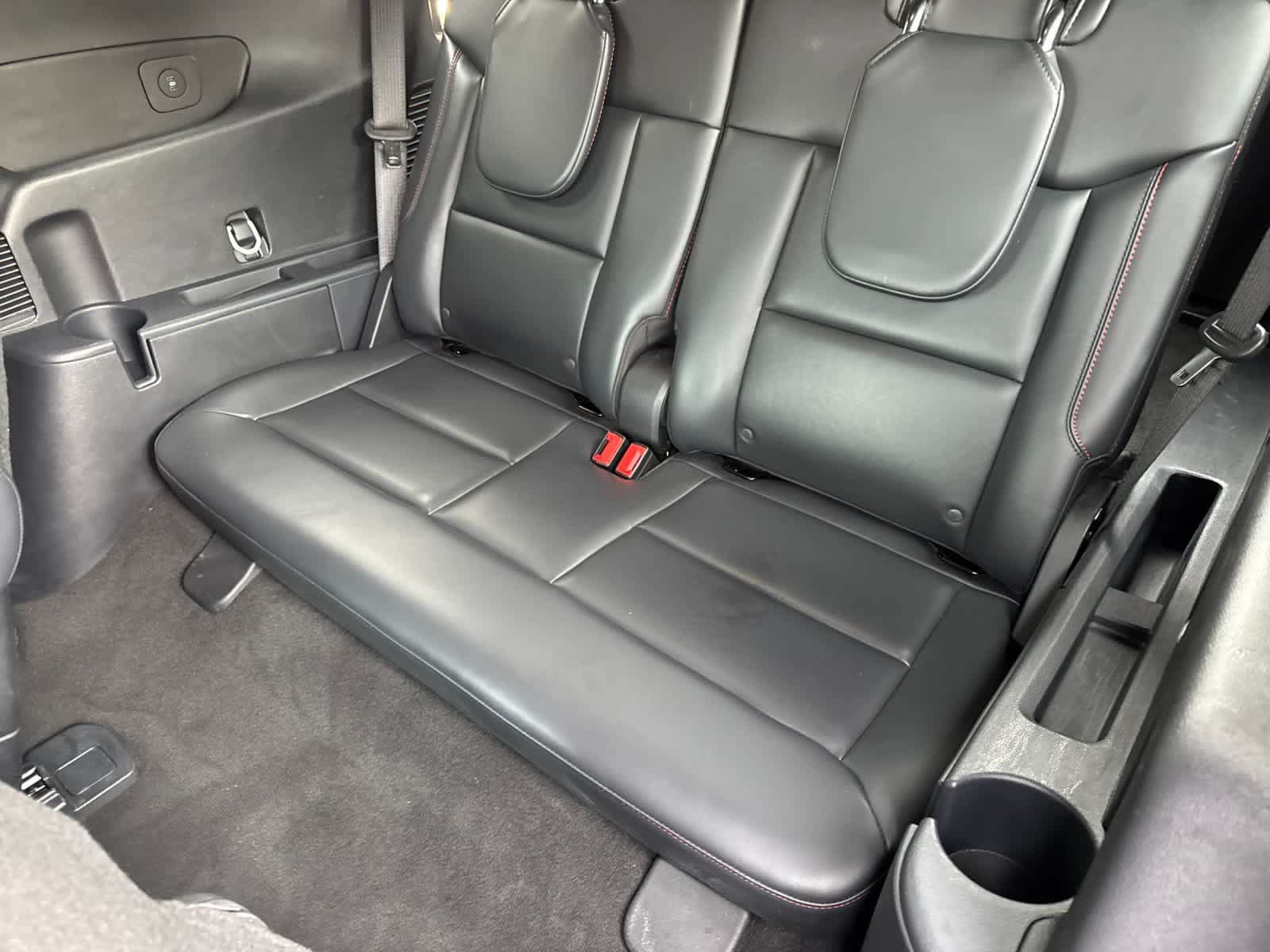 Certified 2026 Ford Explorer ST-Line w/ ST-Line Street Pack RWD image 15