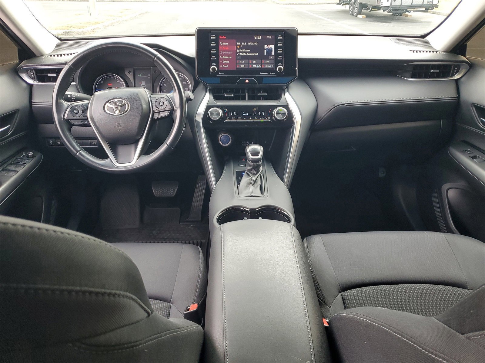 Used 2022 Toyota Venza LE image 14