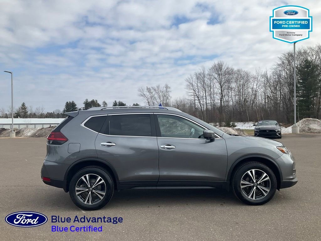 Used 2020 Nissan Rogue SV w/ Premium Package image 6