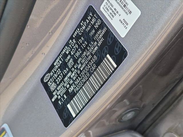 Used 2023 Hyundai Elantra Limited FWD image 25