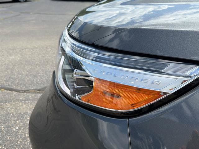 Certified 2023 Ford Explorer XLT w/ Equipment Group 202A AWD/4WD image 10