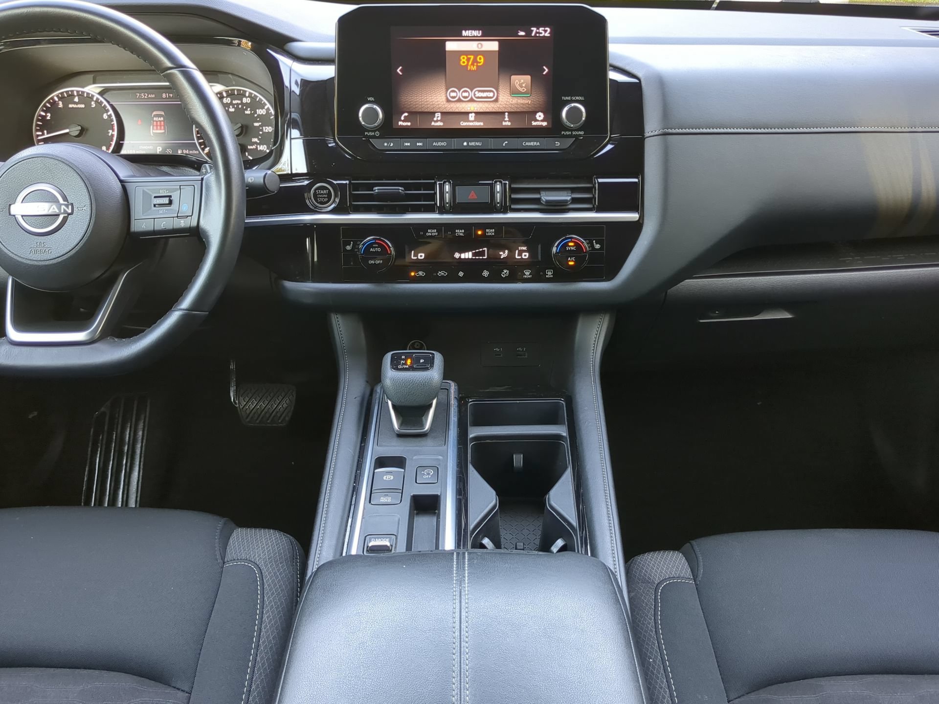 Used 2024 Nissan Pathfinder SV FWD image 51