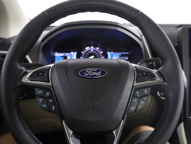 Certified 2022 Ford Edge Titanium w/ Equipment Group 301A AWD/4WD image 16