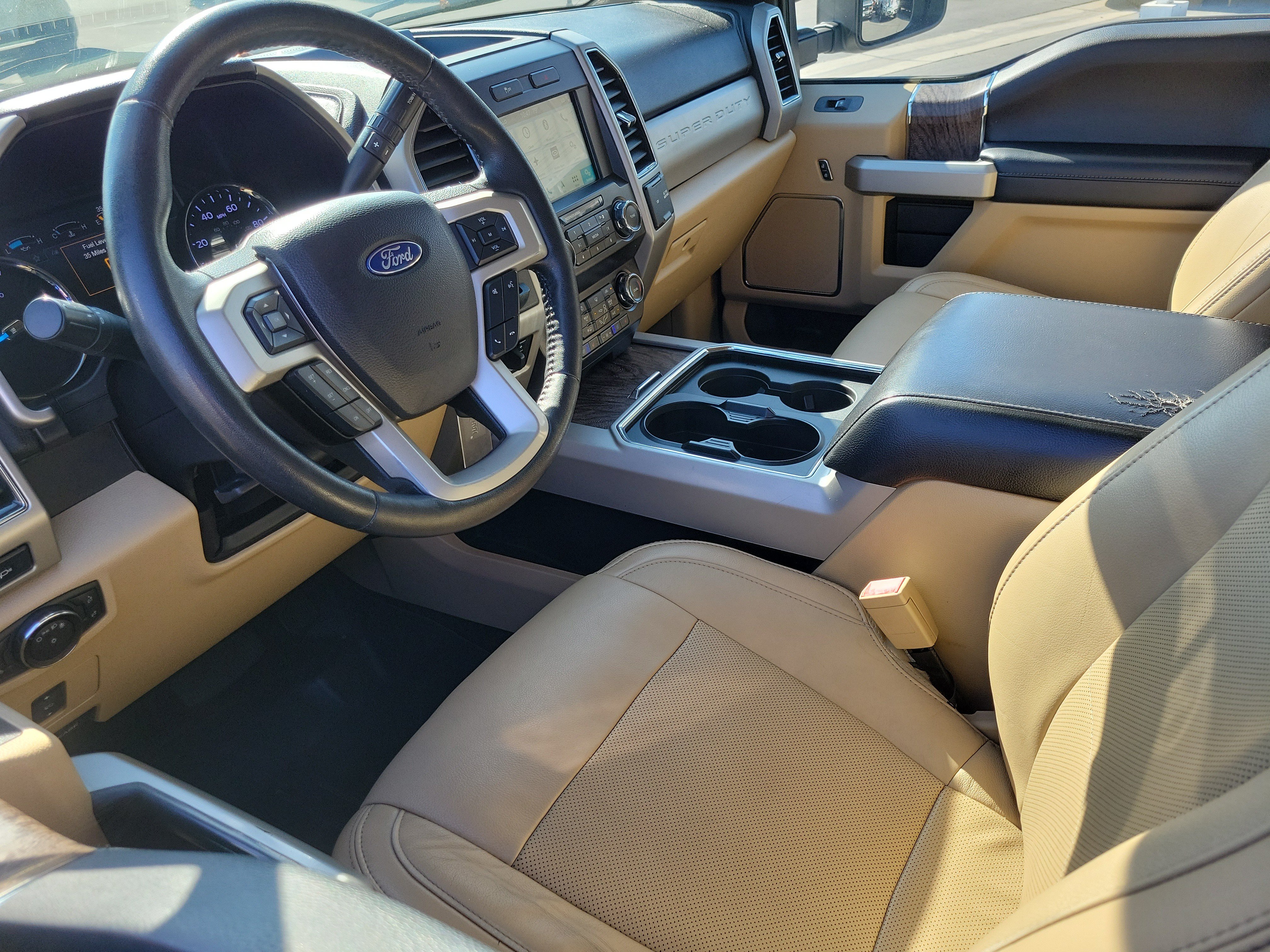 Certified 2019 Ford F250 Lariat RWD image 3