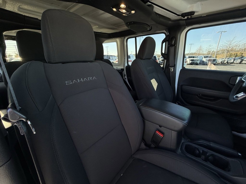 Used 2023 Jeep Wrangler Sahara w/ LED Lighting Group image 30
