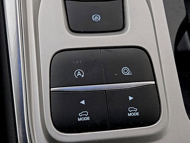 Certified 2023 Ford Explorer XLT w/ Equipment Group 202A image 28