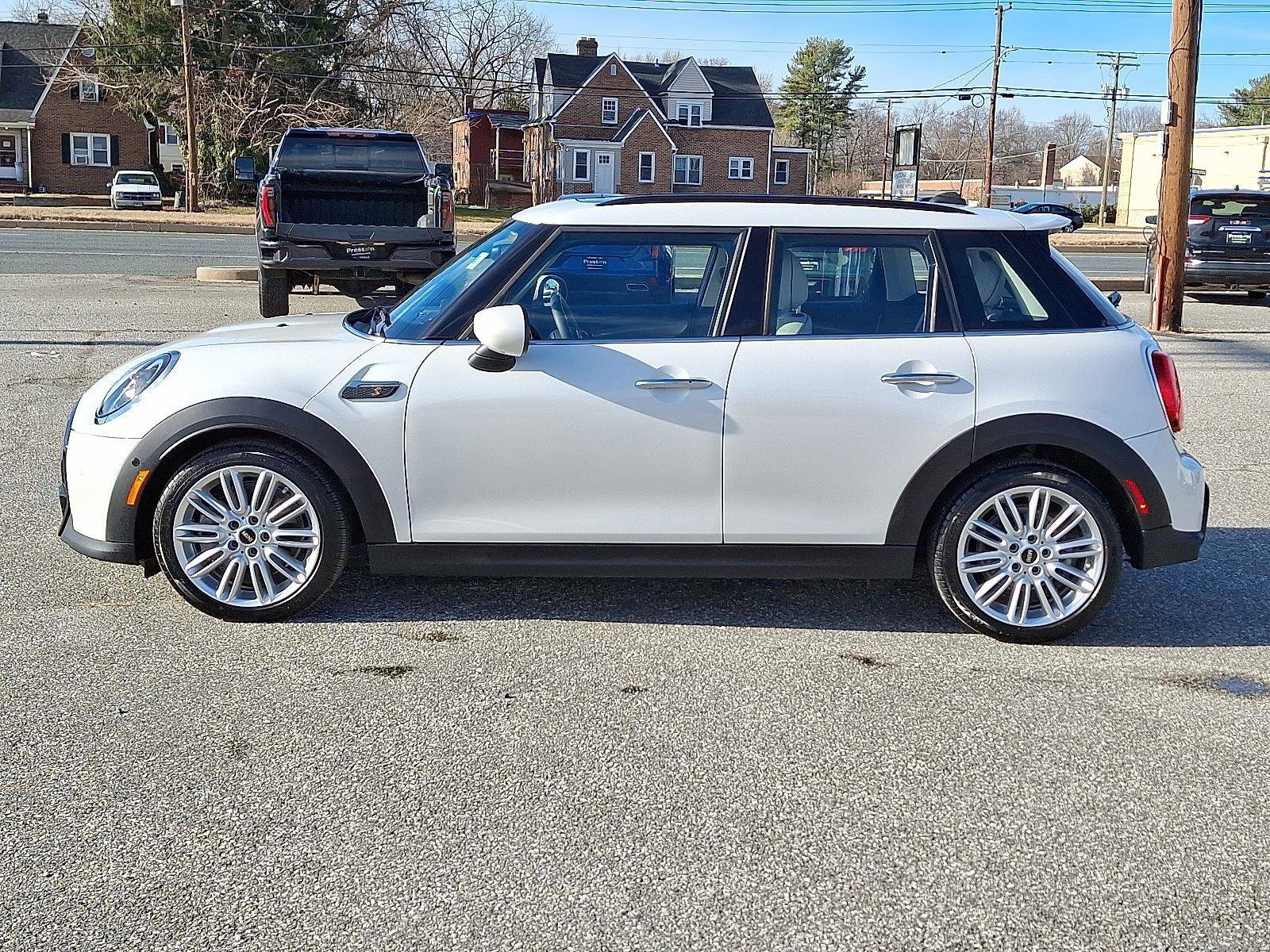 Used 2024 MINI Cooper S image 2