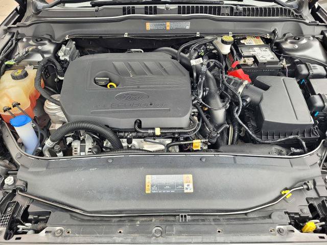 Certified 2018 Ford Fusion SE w/ Equipment Group 201A FWD image 35