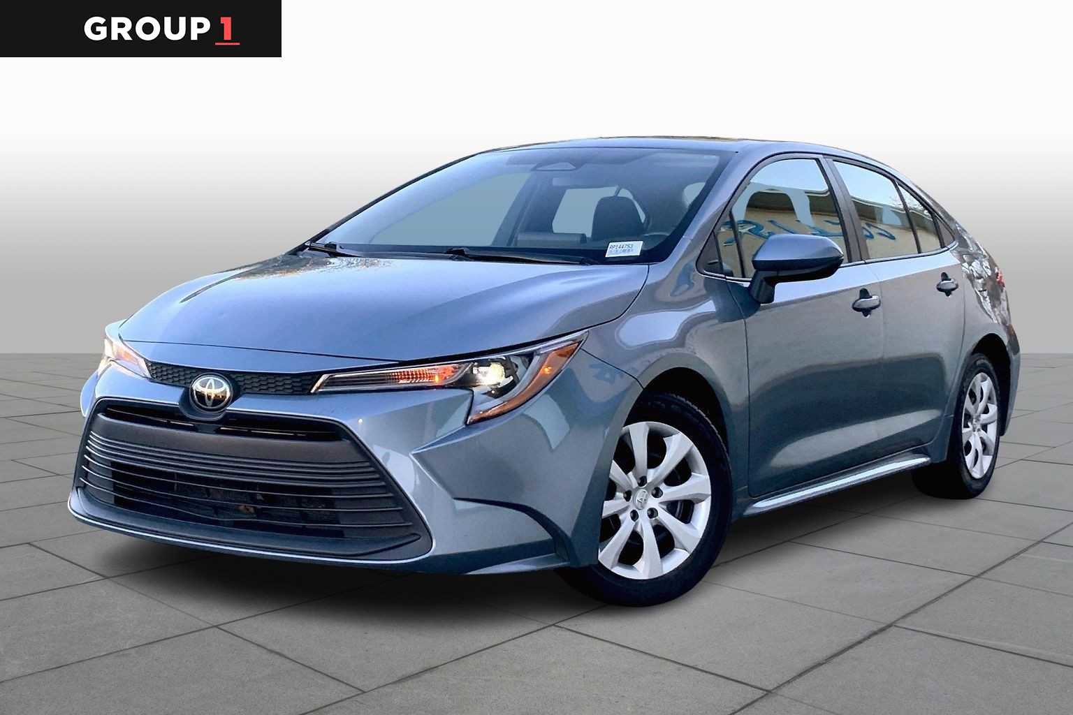 Used 2024 Toyota Corolla LE image 1