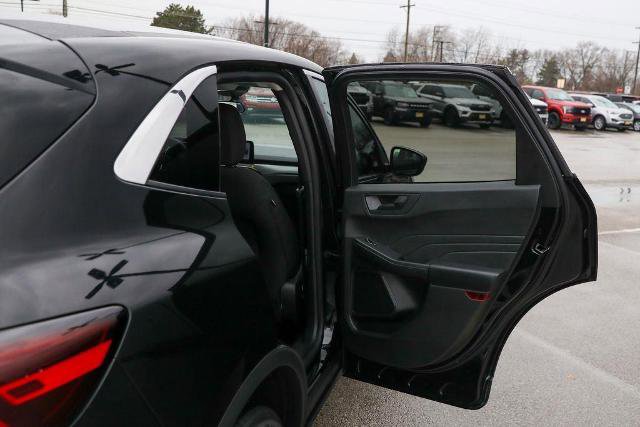 Certified 2023 Ford Escape Active AWD/4WD image 27