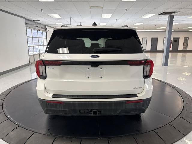 Certified 2025 Ford Explorer ST-Line w/ ST-Line Street Pack AWD/4WD image 7
