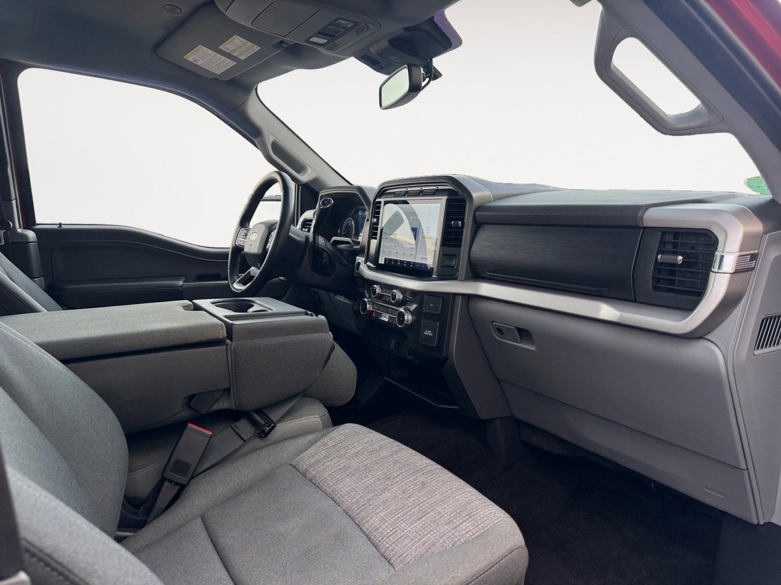 Certified 2022 Ford F150 XLT w/ Equipment Group 302A High image 15