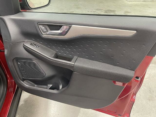 Certified 2020 Ford Escape SE AWD/4WD image 25