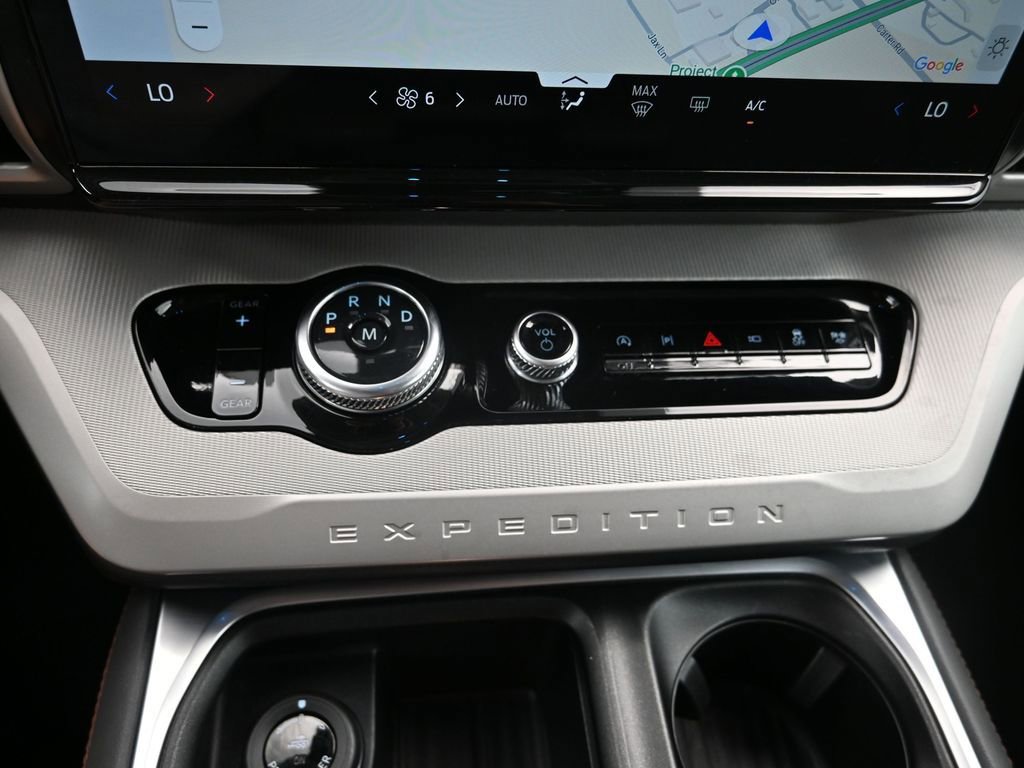 Certified 2025 Ford Expedition Max Active RWD image 18