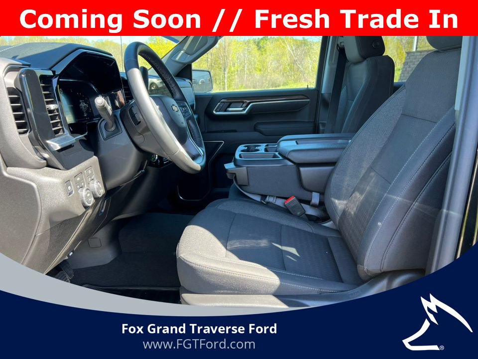 Used 2026 Chevrolet Silverado 1500 LT AWD/4WD image 3