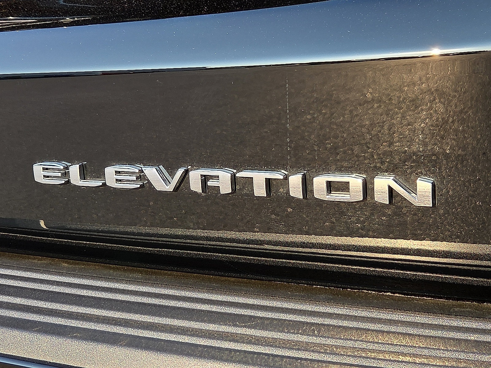 Used 2026 GMC Yukon XL Elevation AWD/4WD image 9