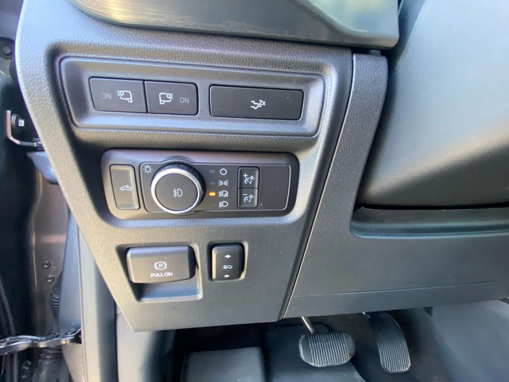 Certified 2022 Ford F150 Lariat w/ Equipment Group 502A High image 12