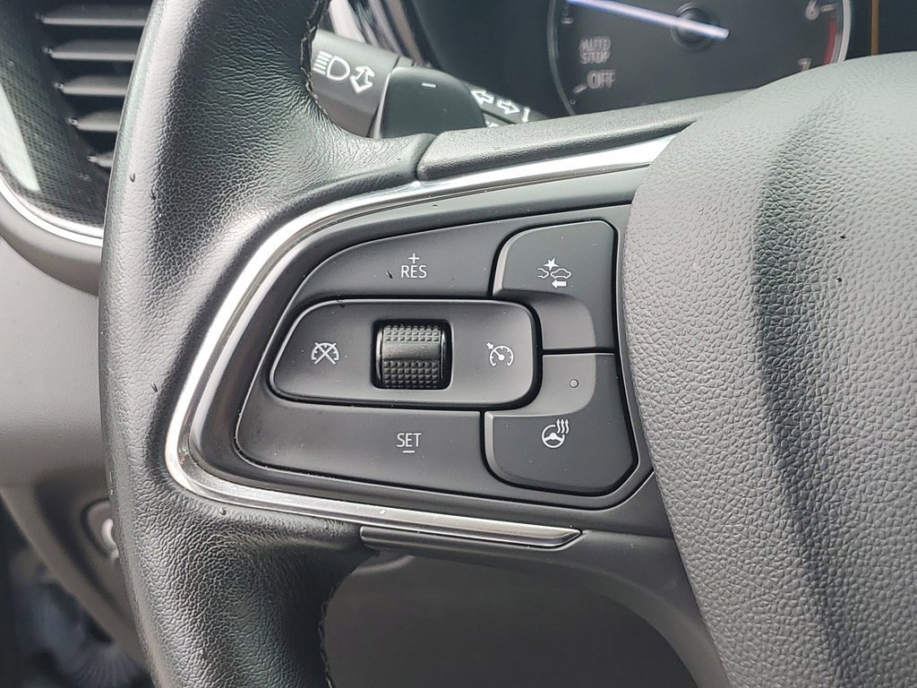 Used 2023 Buick Envision Essence image 27