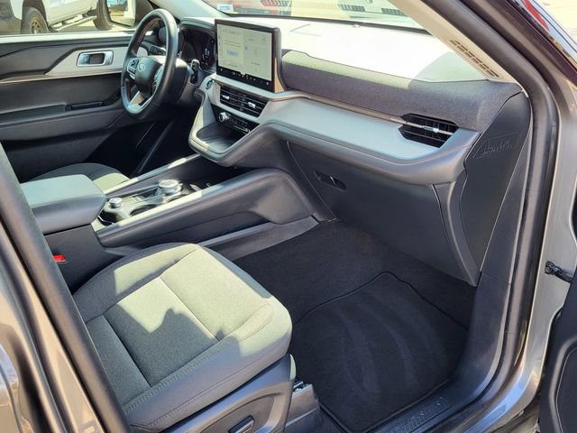Certified 2025 Ford Explorer Active RWD image 25