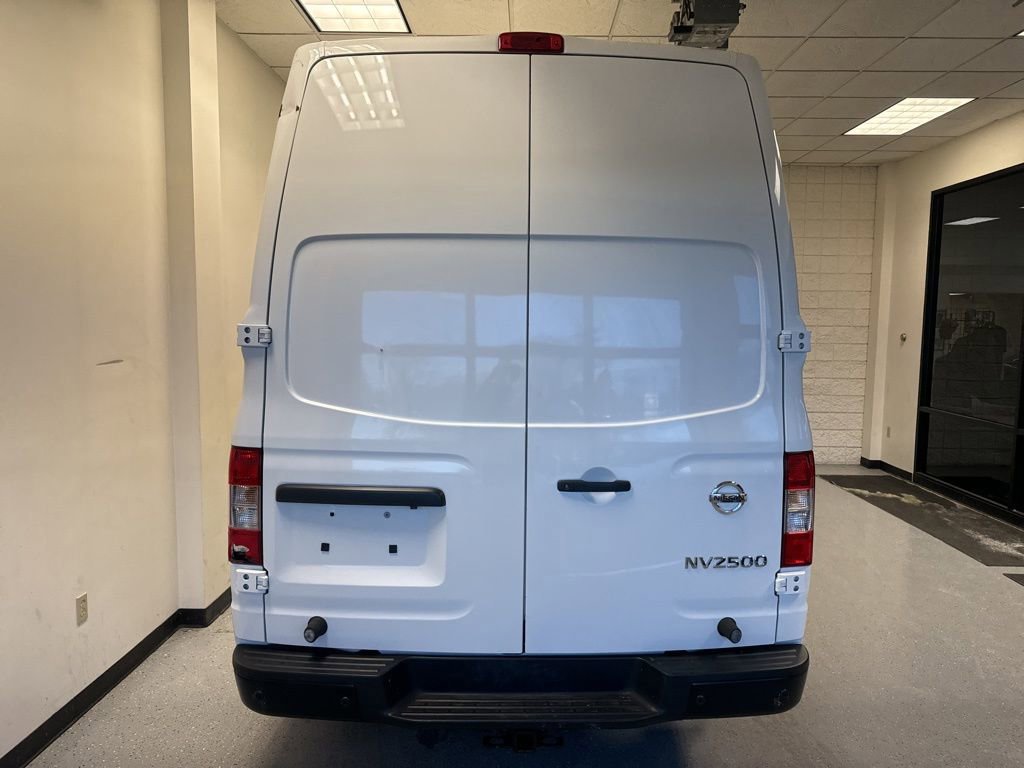 Used 2021 Nissan NV 2500 SV w/ Navigation Package image 7