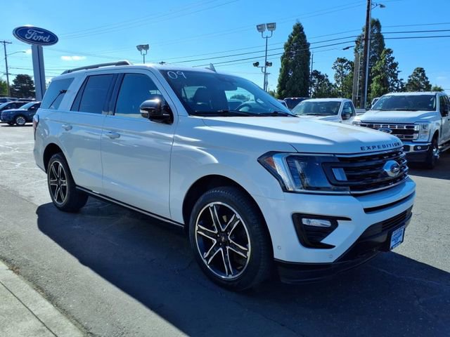 Certified 2021 Ford Expedition Limited AWD/4WD image 3