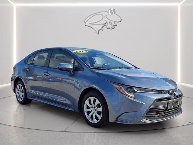 Used 2023 Toyota Corolla LE w/ Carpet Mat Package (TMS) FWD image 6
