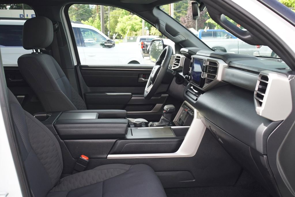 Used 2025 Toyota Sequoia SR5 w/ TRD Sport Package AWD/4WD image 9