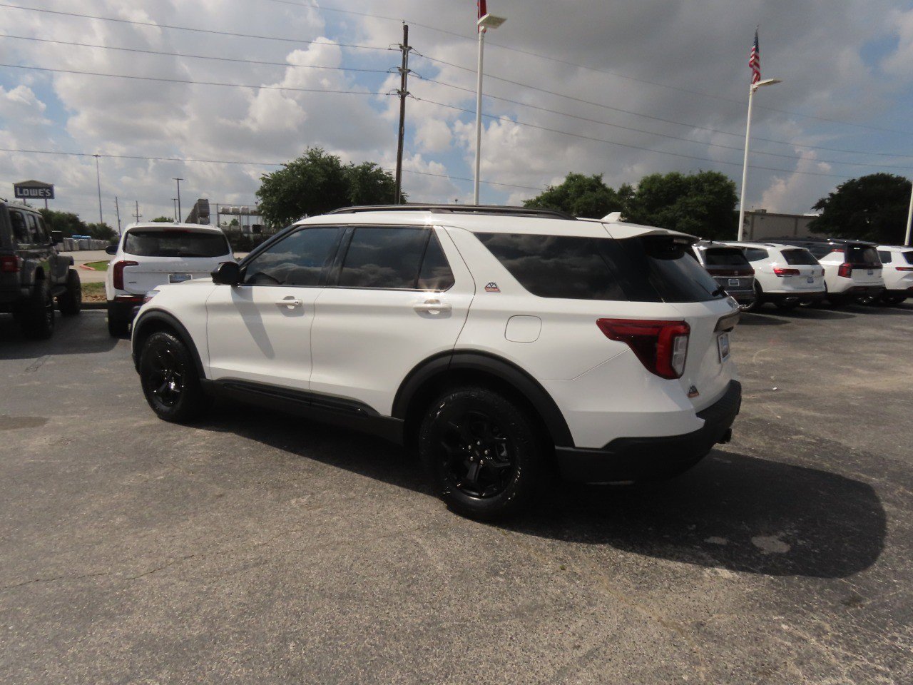 Certified 2022 Ford Explorer Timberline w/ Timberline Technology Package AWD/4WD image 17