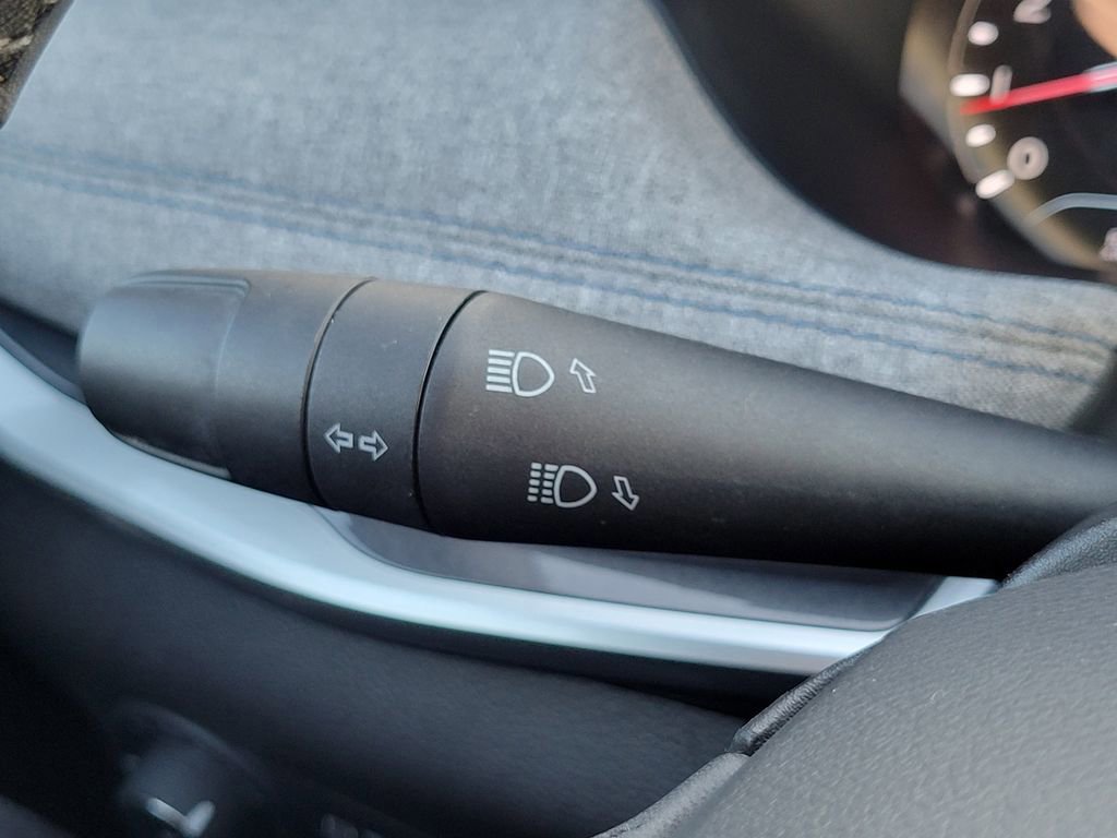 Used 2024 Jeep Compass Latitude image 28