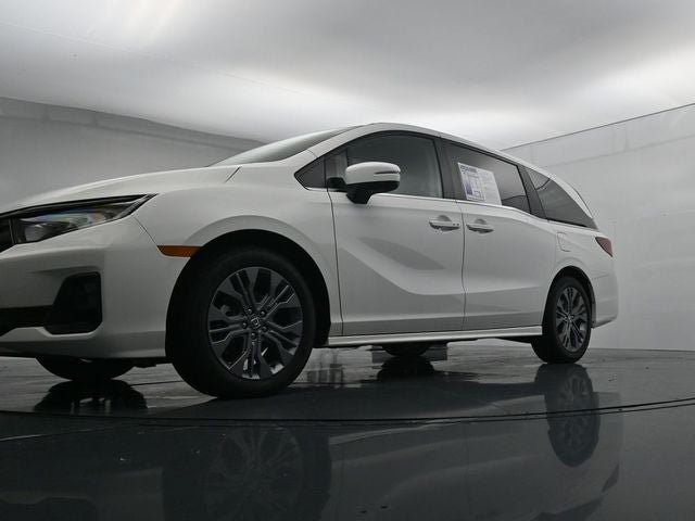 Used 2025 Honda Odyssey Touring image 28
