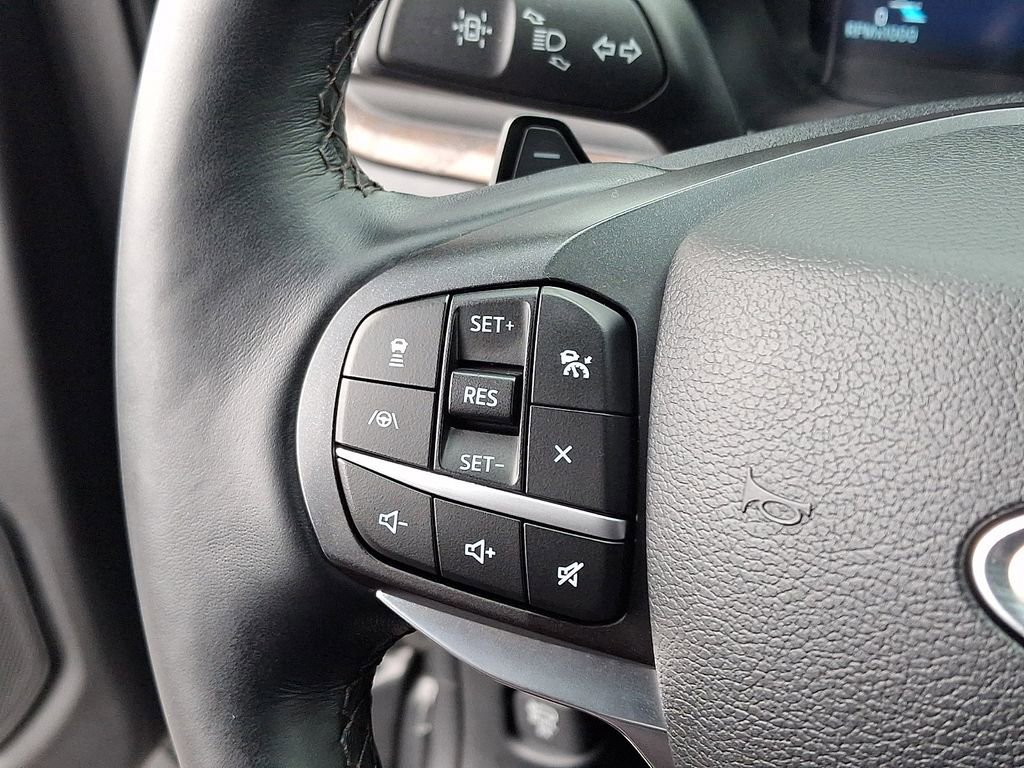 Certified 2020 Ford Explorer Platinum w/ Premium Technology Package image 24