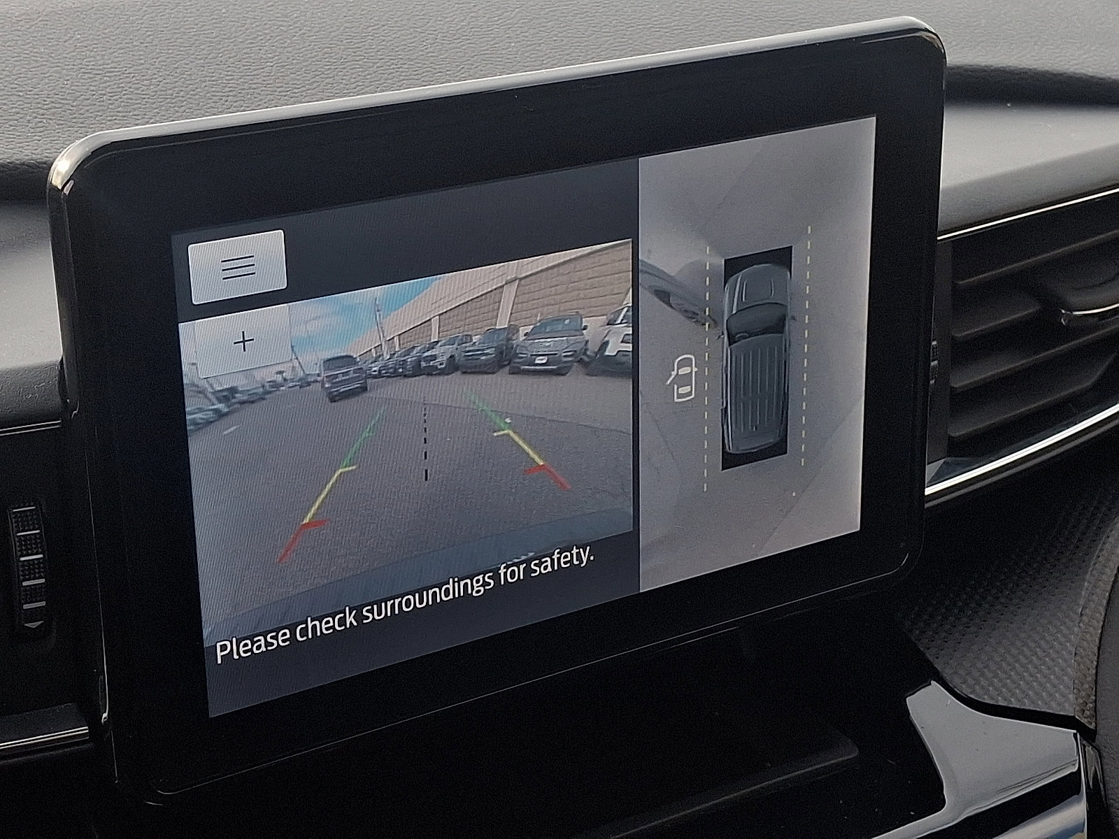 Certified 2022 Ford Explorer ST w/ Equipment Group 401A image 18