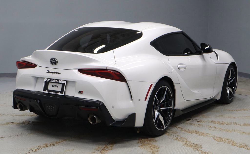 Used 2022 Toyota Supra Premium w/ Driver Assist Package image 5
